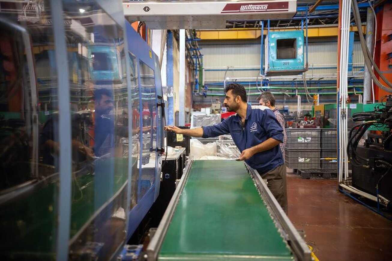 رشد ۸.۳ درصدی شاخص تولید کارگاه‌های بزرگ صنعتی با سیاست حمایتی دولت سیزدهم
